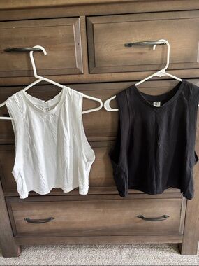 JoyLab Bundle: (2) Cropped Muscle Tank Tops - Black & White